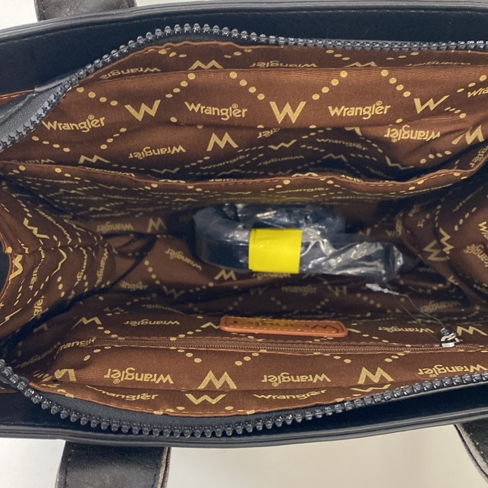 Wrangler Carry All Tote/Crossbody Black - Picture 8 of 14